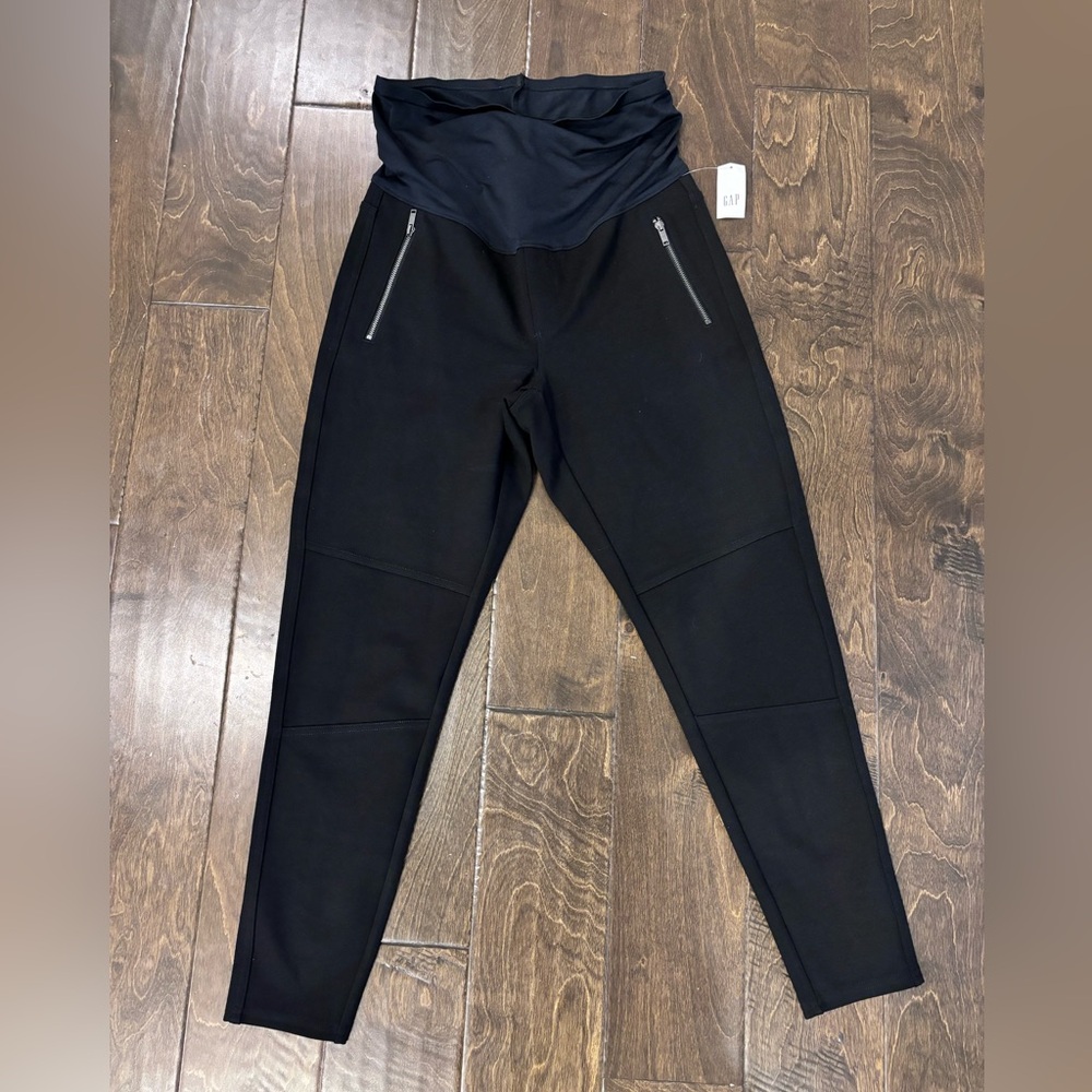 GAP Black High-Waisted Leggings